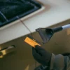 Fiskars Plus Autohari ja jääkaabits S 63,2 cm
